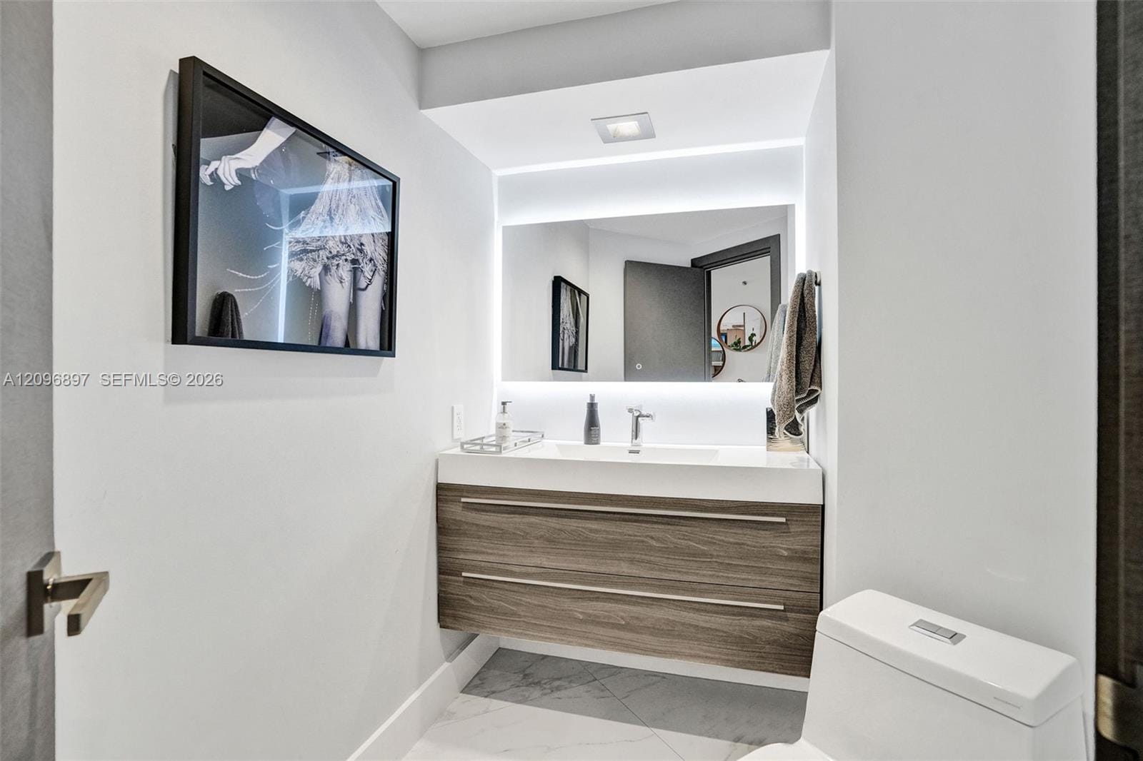 4000 Island Boulevard 1205, Aventura, FL 33160 photo 20