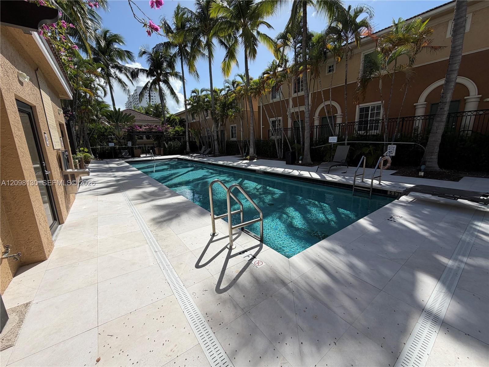 2871 NE 185th Street 201, Aventura, FL 33180 photo 16