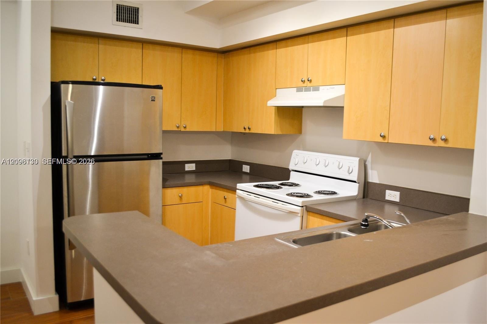 2871 NE 185th Street 201, Aventura, FL 33180 photo 3