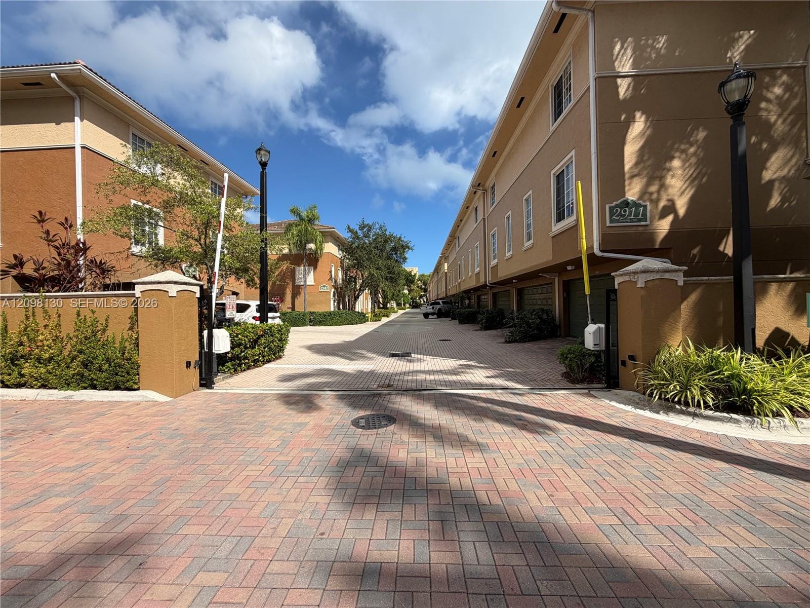 2871 NE 185th Street 201, Aventura, FL 33180 photo 23