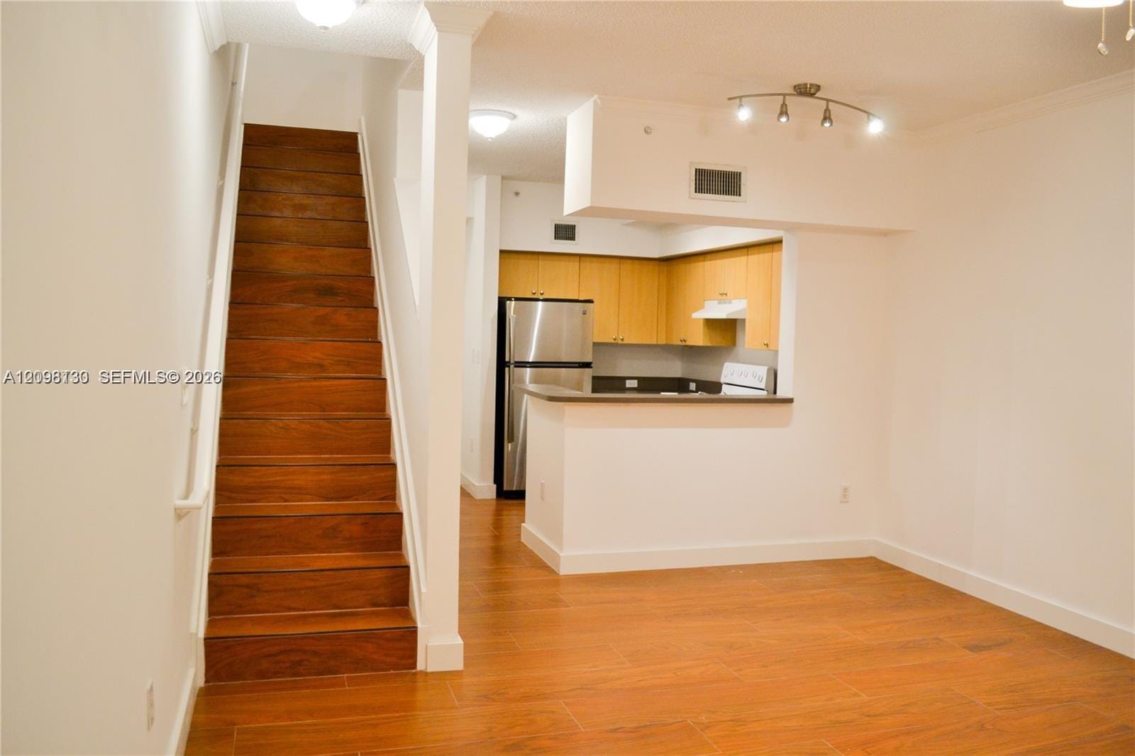 2871 NE 185th Street 201, Aventura, FL 33180 photo 7