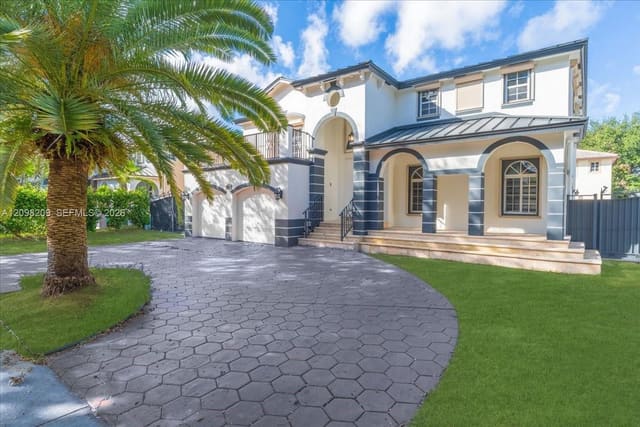 16310 NW 84th Court, Miami Lakes, FL 33016