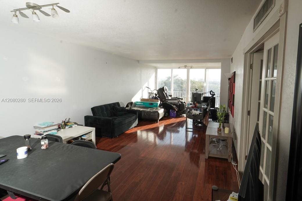 1780 NE 191st Street 605-2, Miami, FL 33179 photo 7