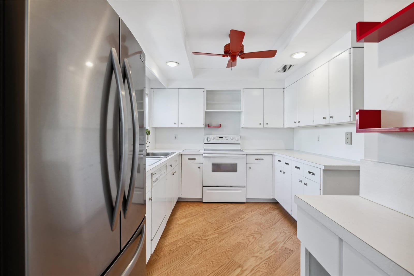 818 SE 4TH Street 201, Fort Lauderdale, FL 33301 photo 14