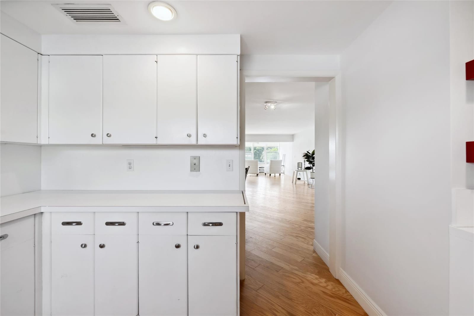 818 SE 4TH Street 201, Fort Lauderdale, FL 33301 photo 15