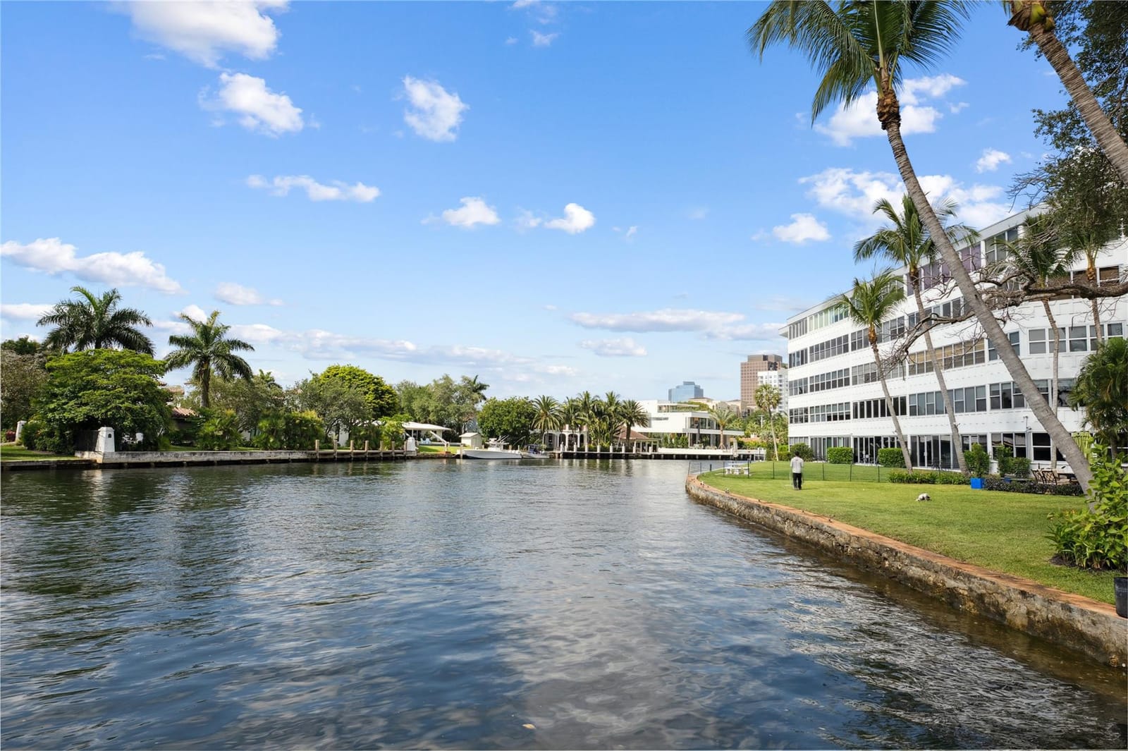 818 SE 4TH Street 201, Fort Lauderdale, FL 33301 photo 27