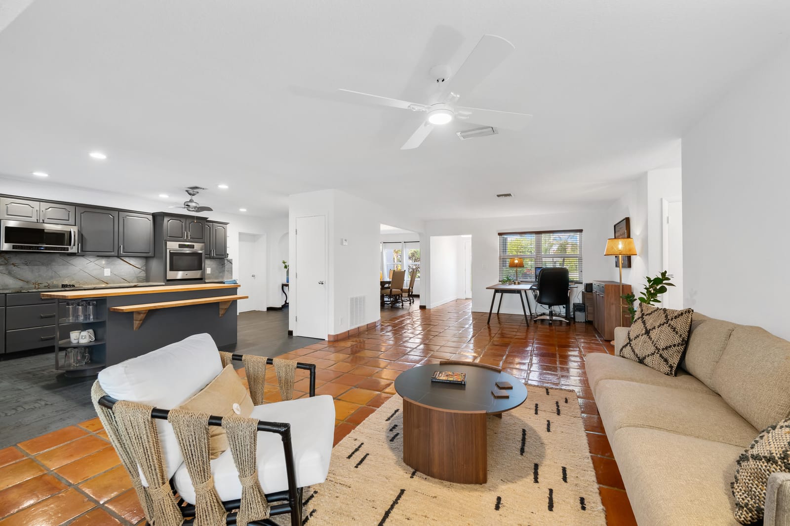 2108 NE 24TH Street, Wilton Manors, FL 33305 photo 11
