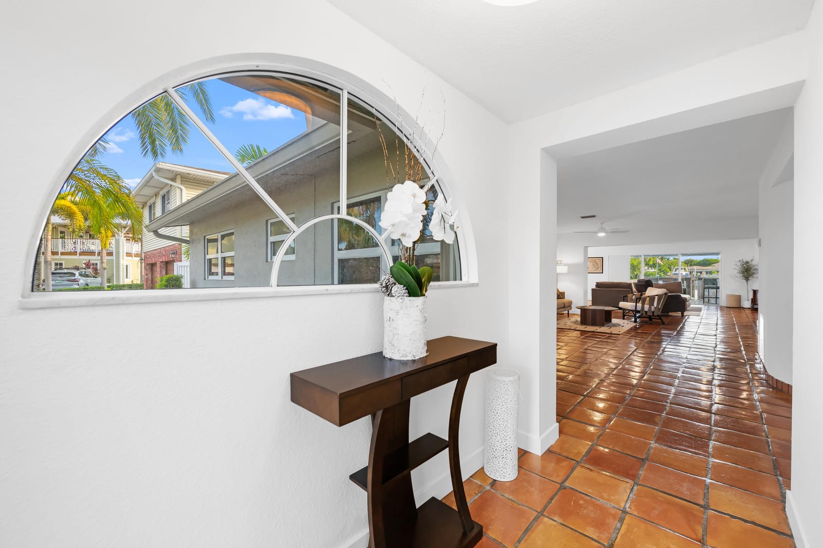 2108 NE 24TH Street, Wilton Manors, FL 33305 photo 7