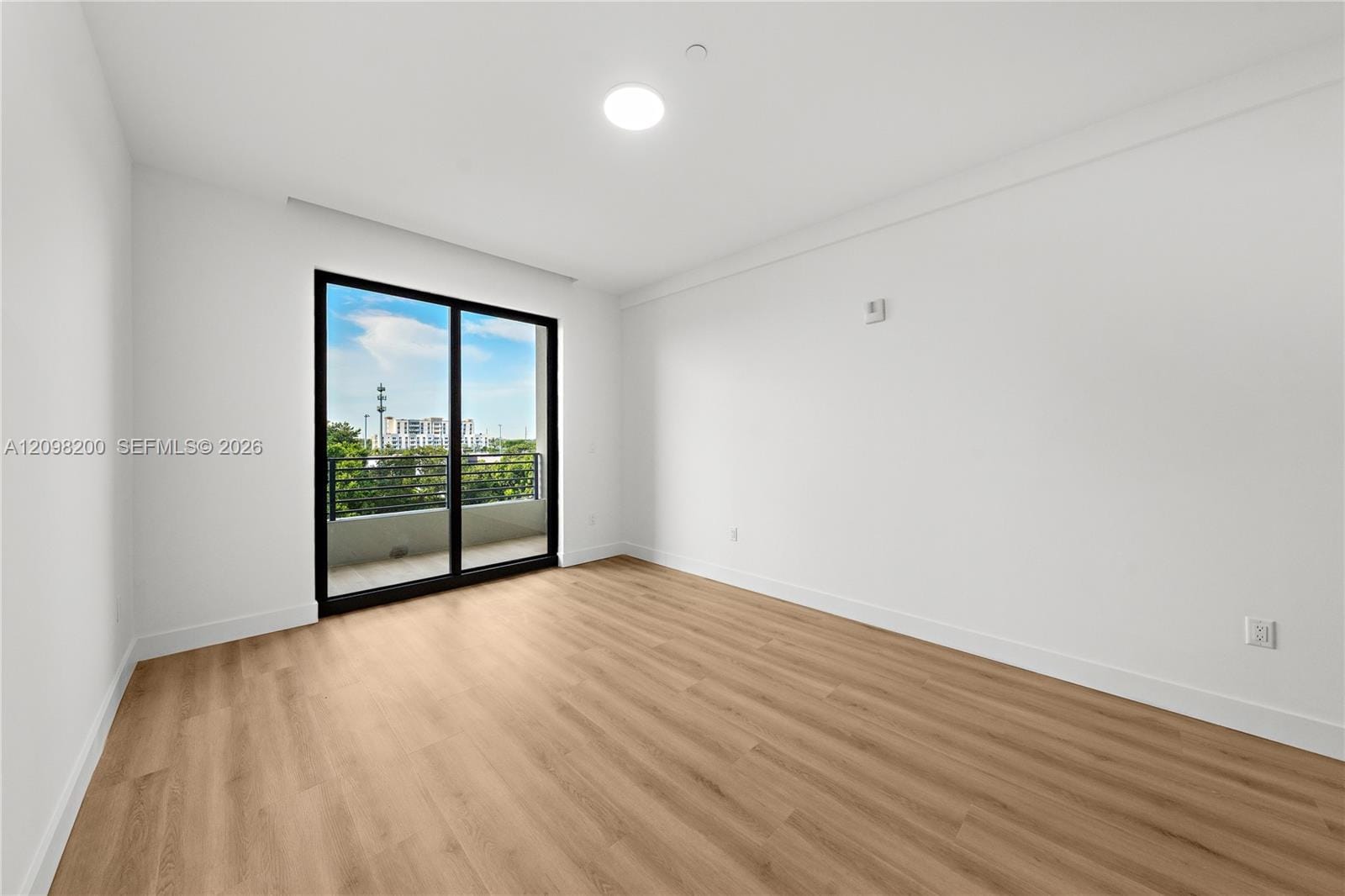 215 SE 4th Street 204, Hallandale Beach, FL 33009 photo 11