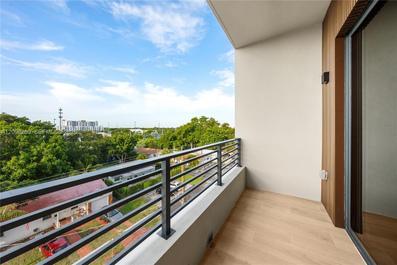 215 SE 4th Street 204, Hallandale Beach, FL 33009 photo 13