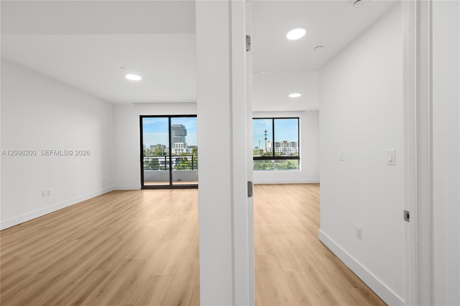 215 SE 4th Street 204, Hallandale Beach, FL 33009 photo 5