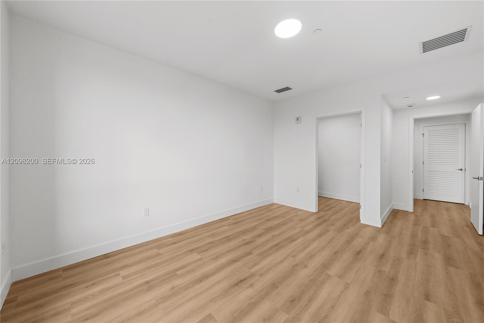 215 SE 4th Street 204, Hallandale Beach, FL 33009 photo 7