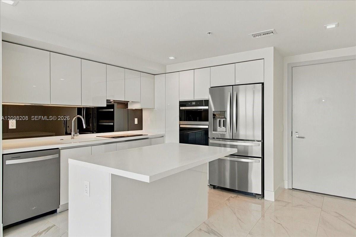 1170 E Hallandale 2109, Hallandale Beach, FL 33009 photo 7