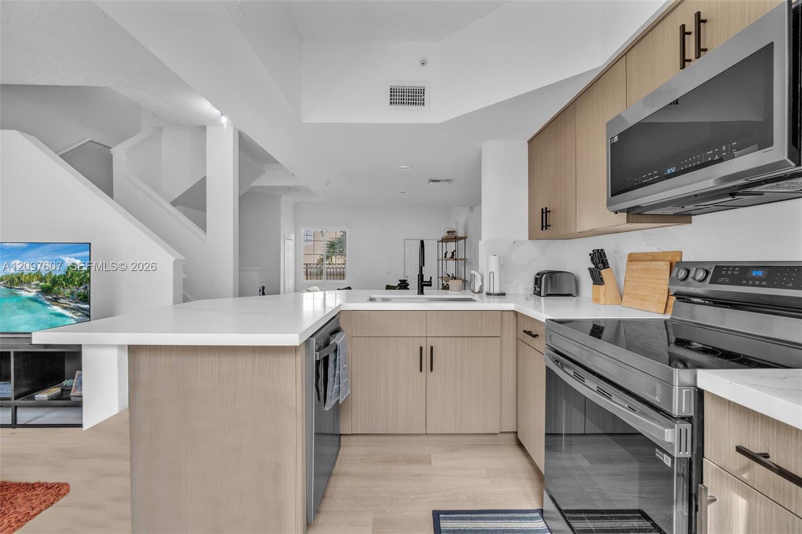 2921 NE 185th Street 1203 — photo 11