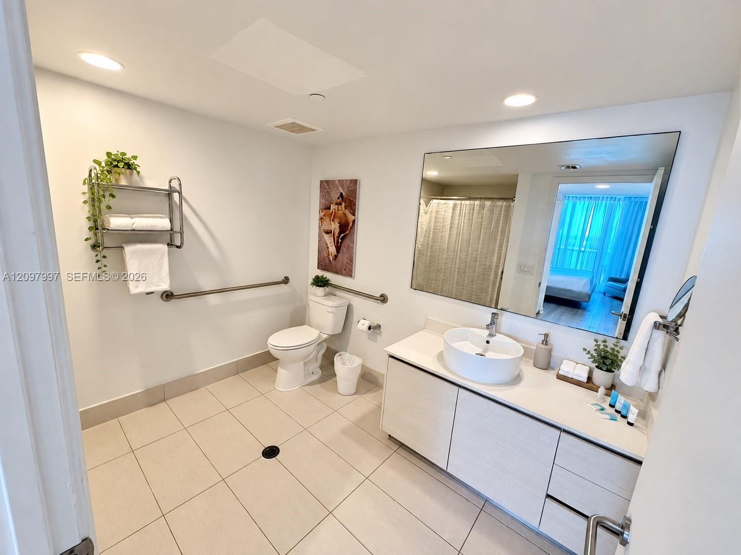 2602 E Hallandale Beach Boulevard R2004 — photo 7