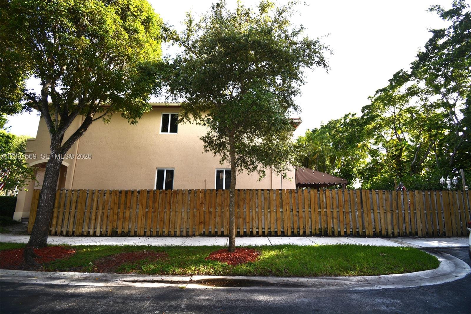 6804 NW 116th Court, Doral, FL 33178 photo 3