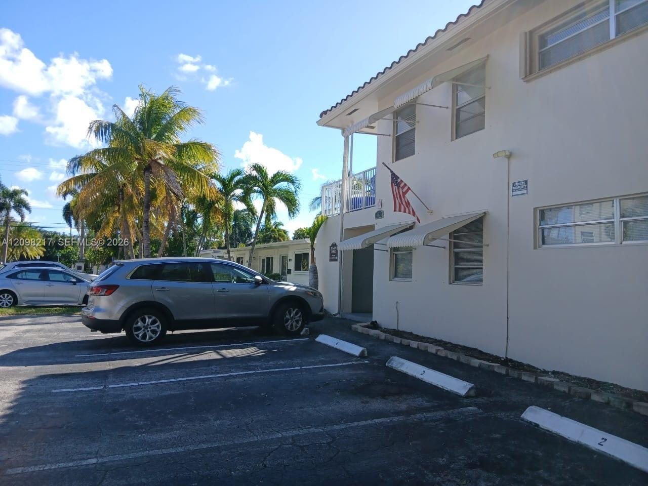 3031 NE 21 Terrace 3, Oakland Park, FL 33306 photo 1