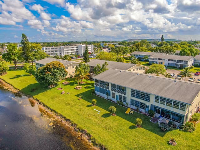 18 Markham A, Deerfield Beach, FL 33442