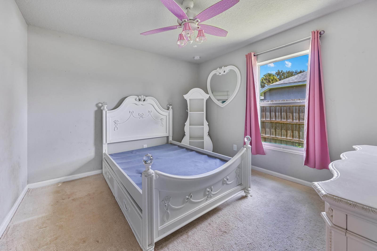 335 Evergreen Street NE — photo 8