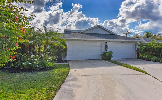 2 bedroom home for sale at 12790 BERWICK, Hobe Sound, FL 33455 — $429,000