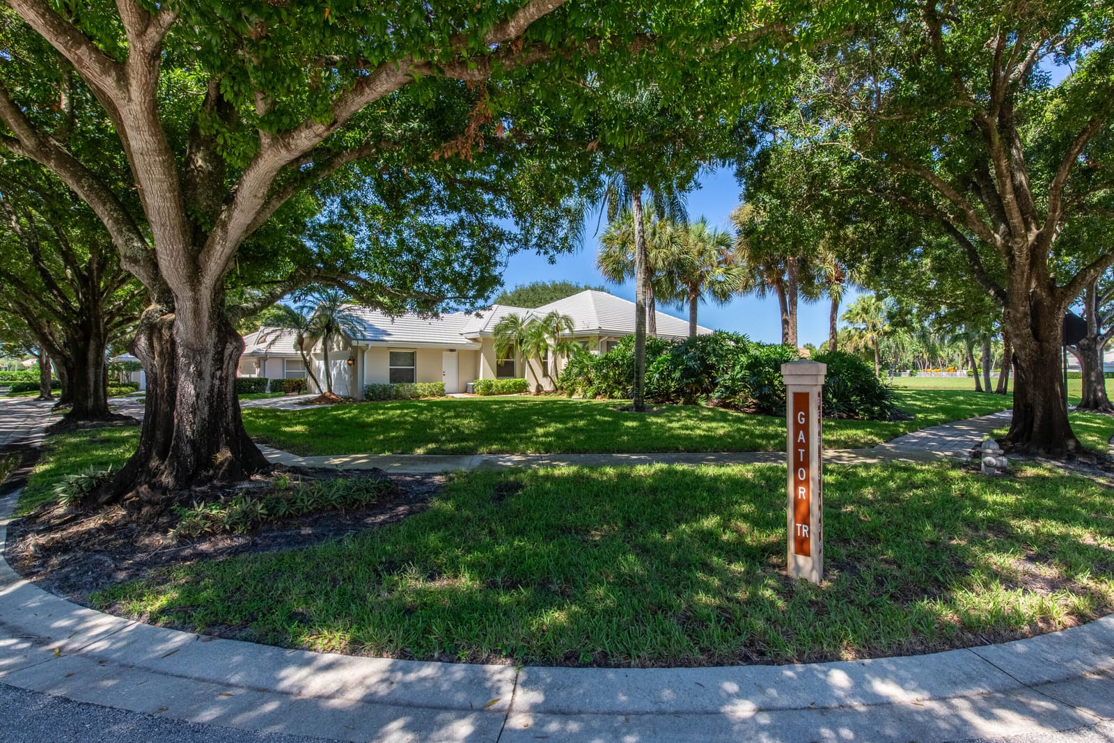 1285 GATOR Trail, West Palm Beach, FL 33409 photo 4