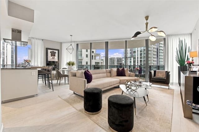 1000 Brickell Plaza 3401, Miami, FL 33131