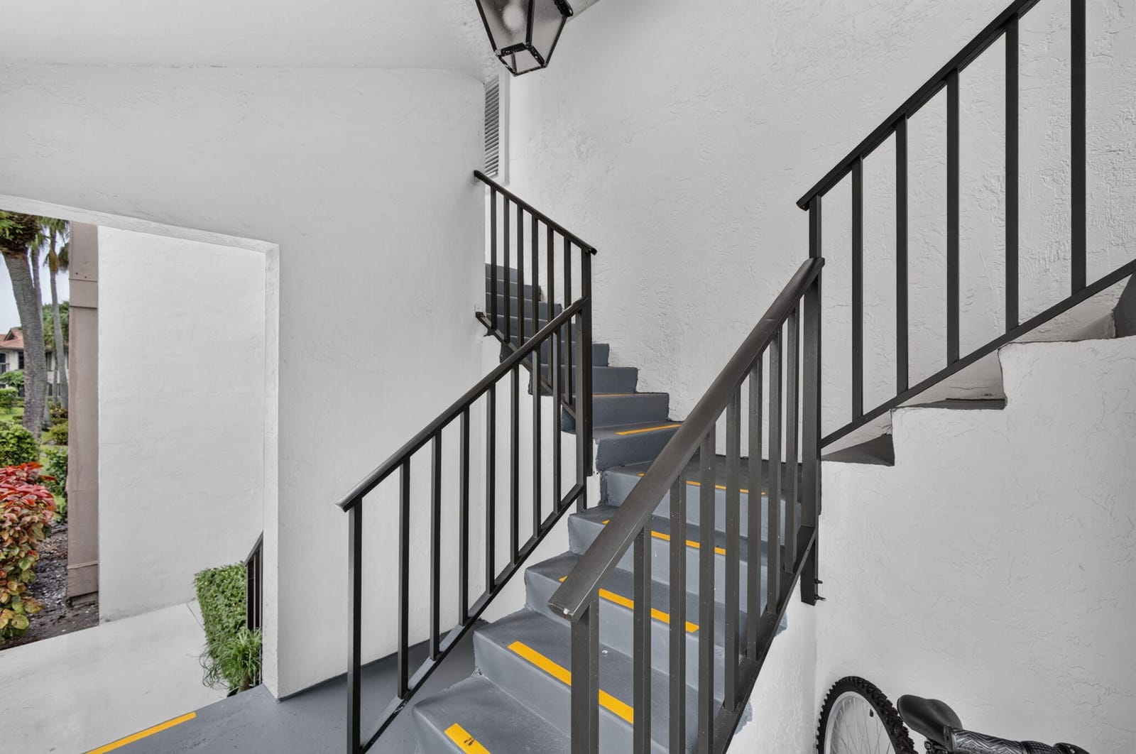 1103 Duncan Circle 201 — photo 2