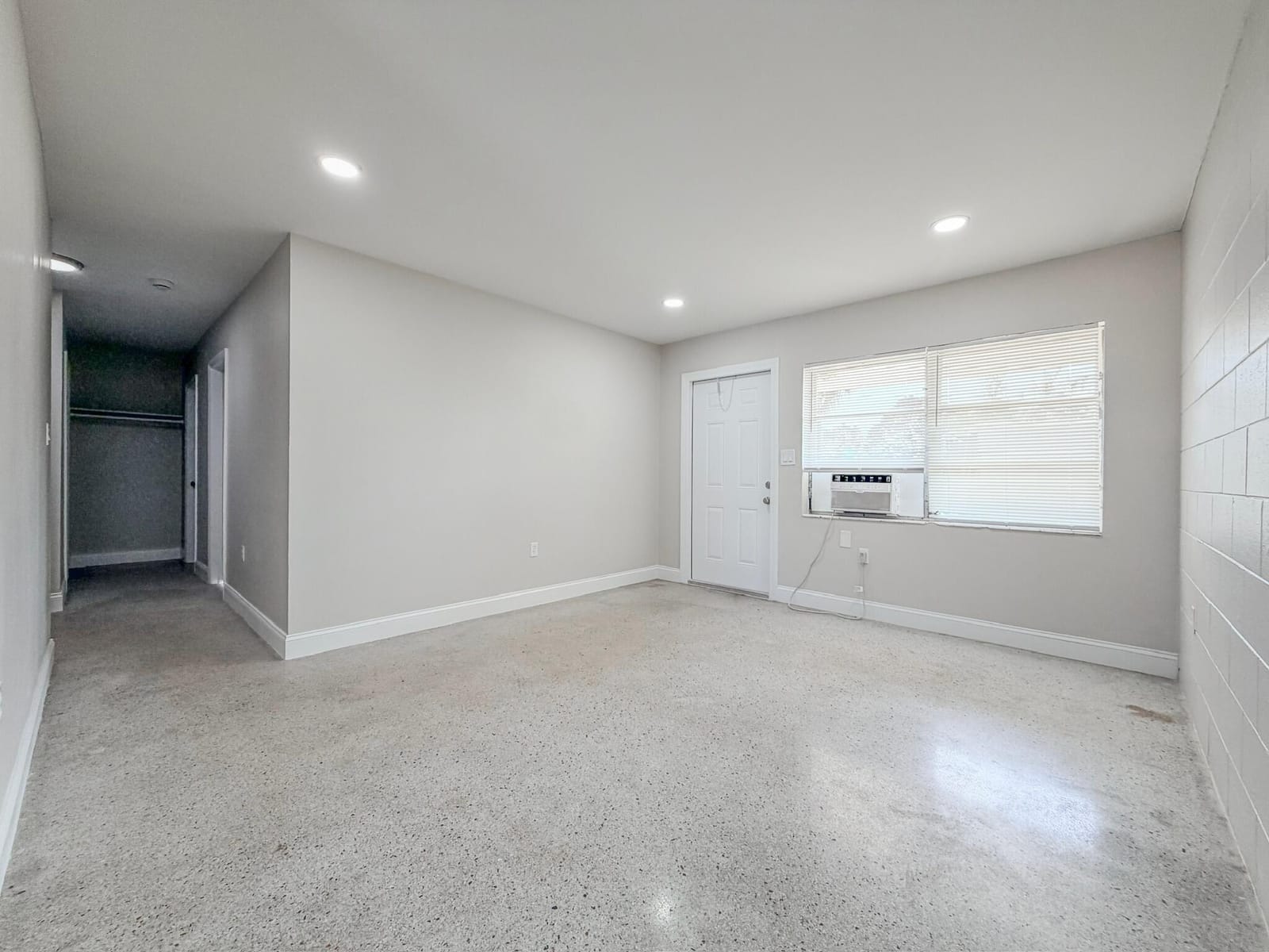 703 N 25th Street, Fort Pierce, FL 34947 photo 2