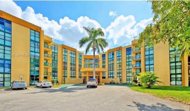 11790 SW 18th Street 122-3, Miami, FL 33175