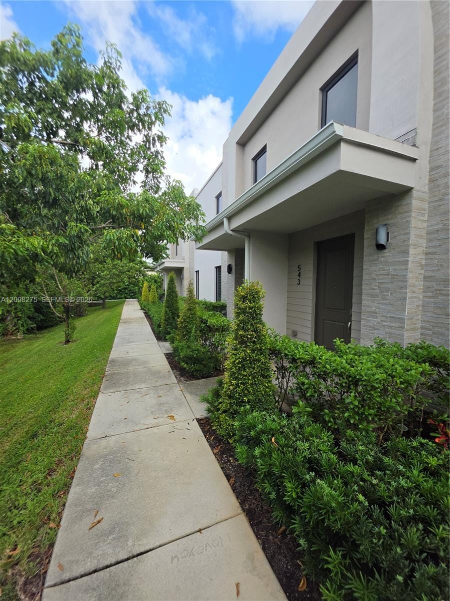 543 NW 17th Street 543, Fort Lauderdale, FL 33311 photo 13