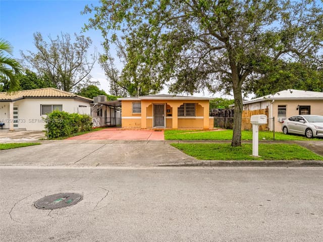 743 E 29th Street, Hialeah, FL 33013