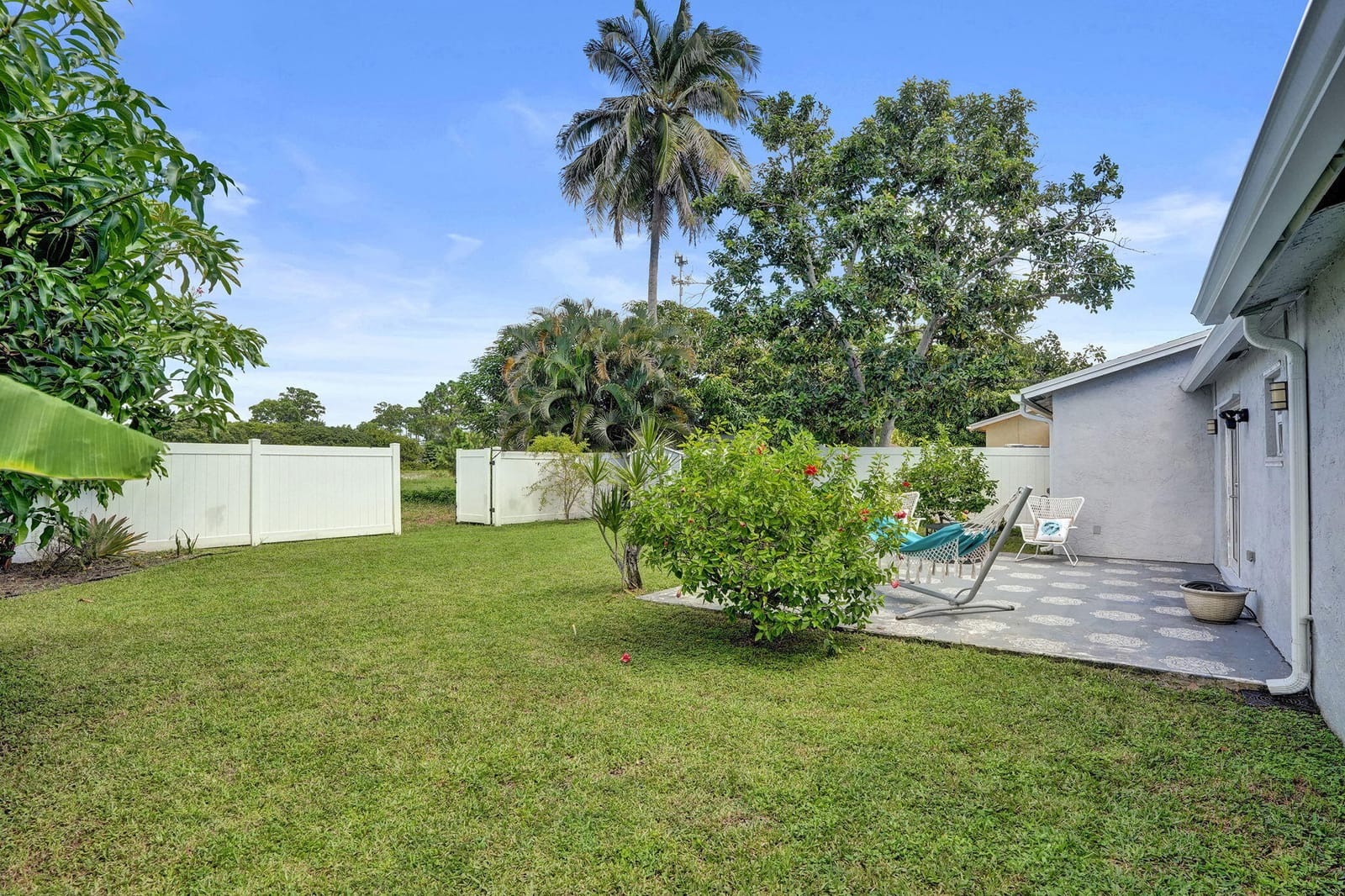 5958 TRIPHAMMER Road, Lake Worth, FL 33463 photo 2