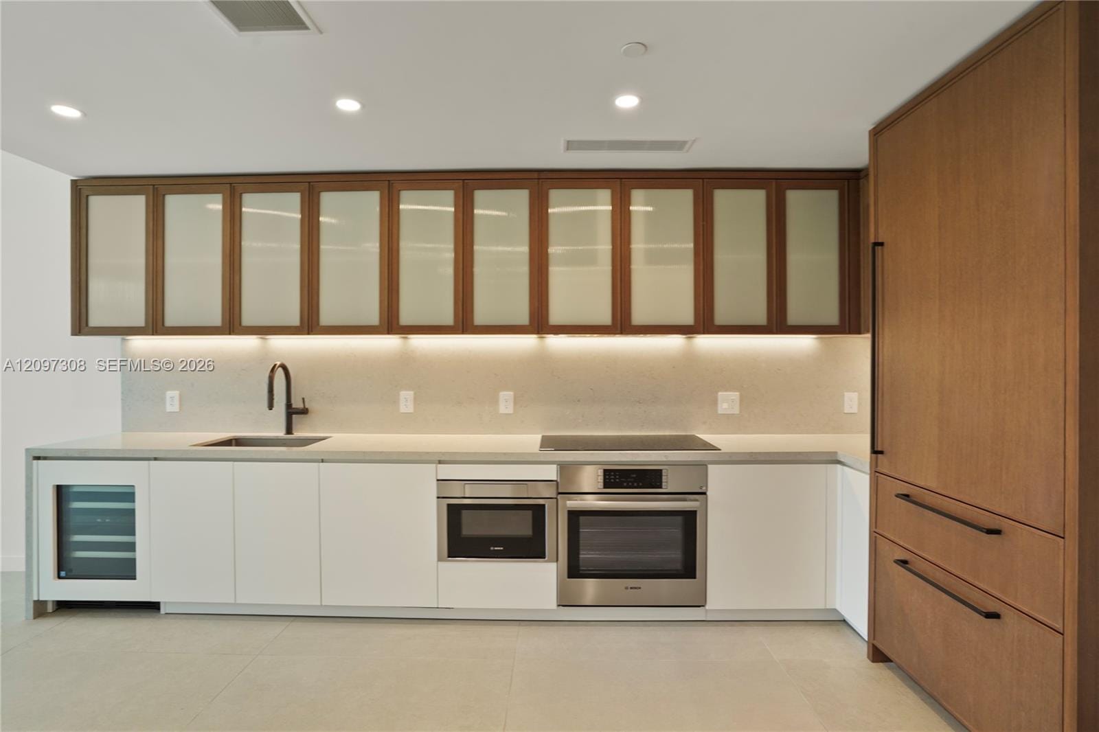 2200 Brickell Avenue 306 — photo 2