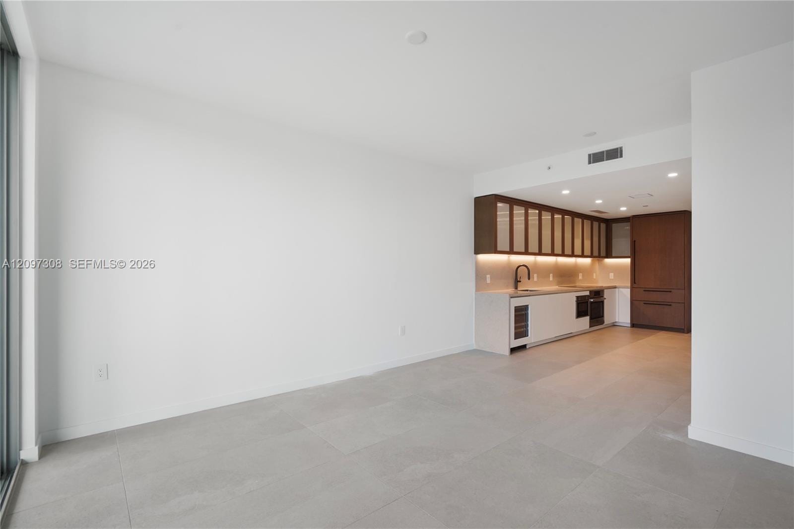 2200 Brickell Avenue 306 — photo 4