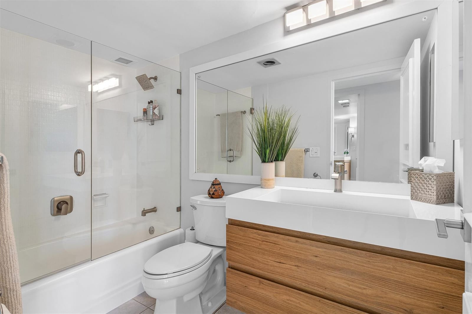 3000 Holiday Drive 1605, Fort Lauderdale, FL 33316 photo 19