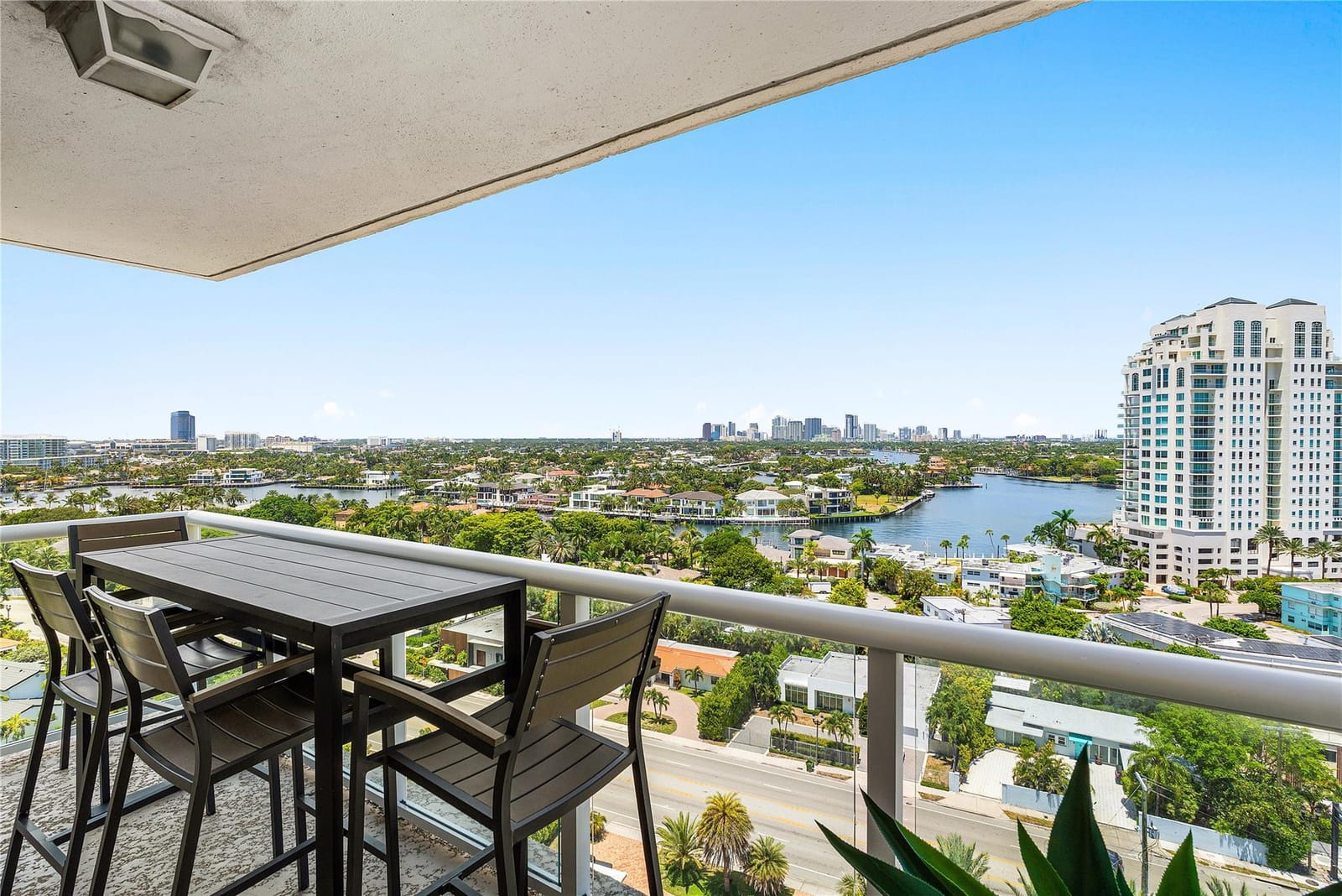 3000 Holiday Drive 1605, Fort Lauderdale, FL 33316 photo 4