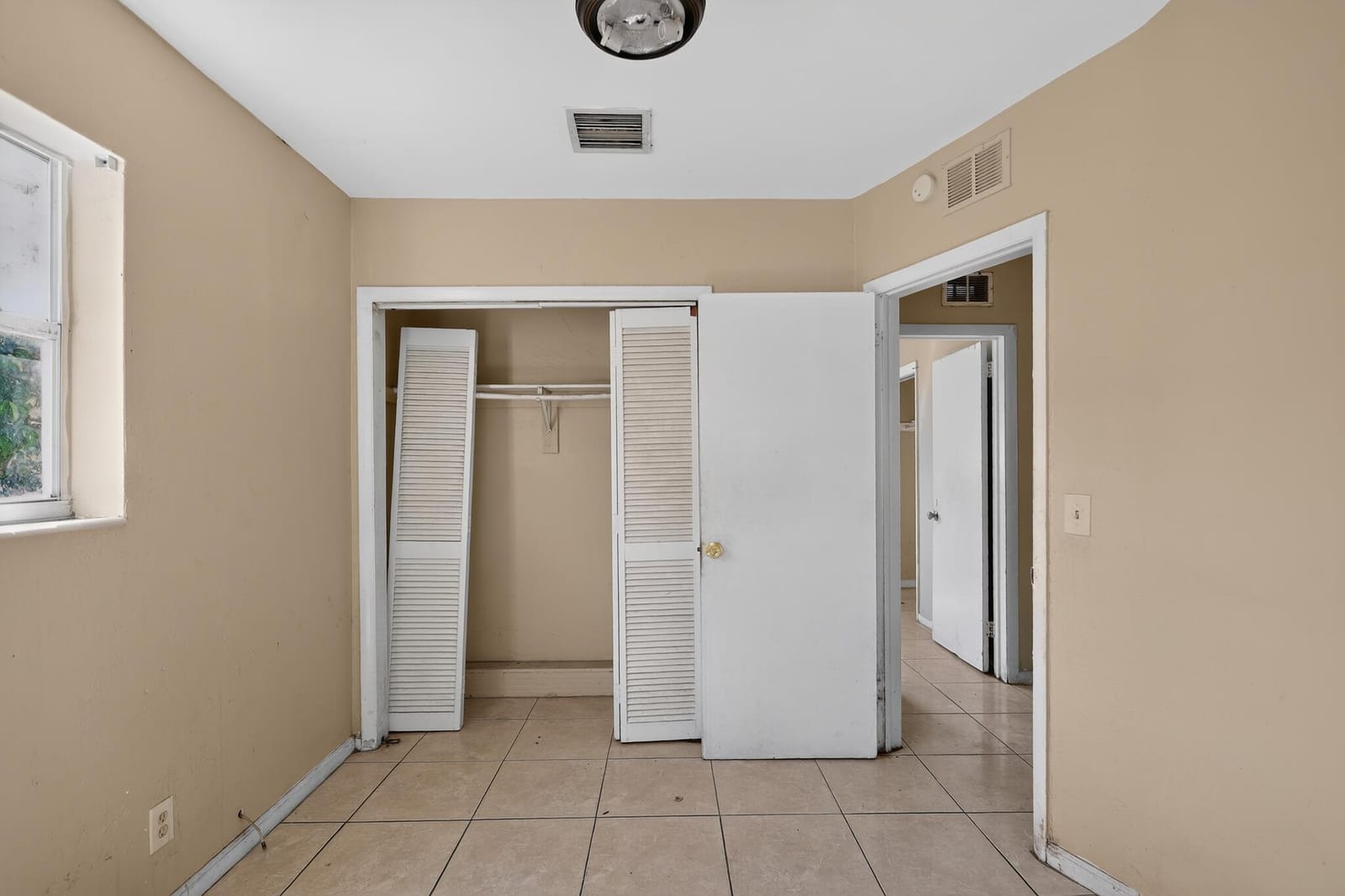 2740 NW 2ND Street, Boynton Beach, FL 33435 photo 23