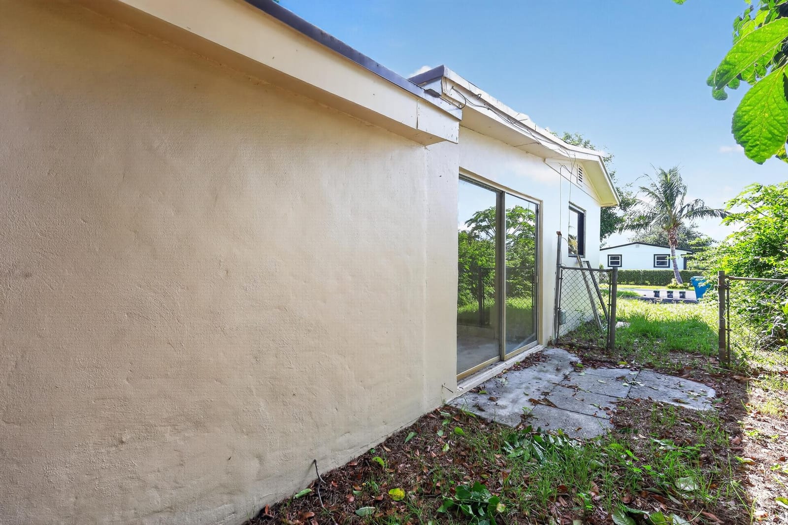 2740 NW 2ND Street — photo 4