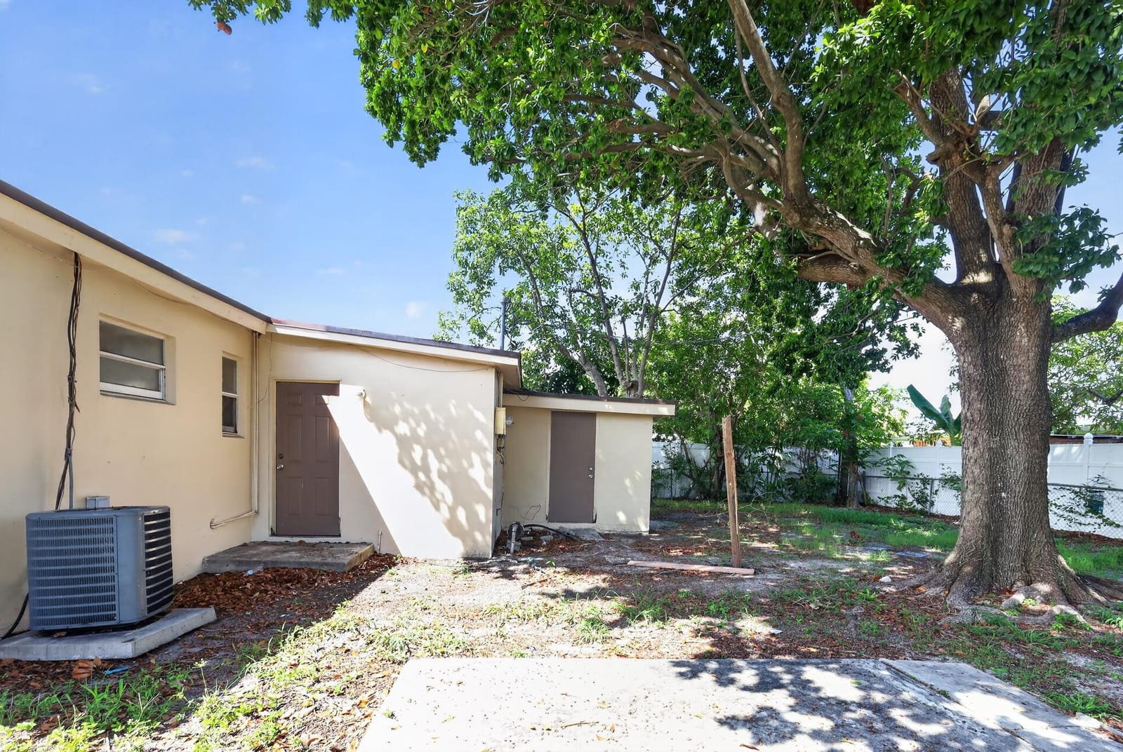 2740 NW 2ND Street — photo 6