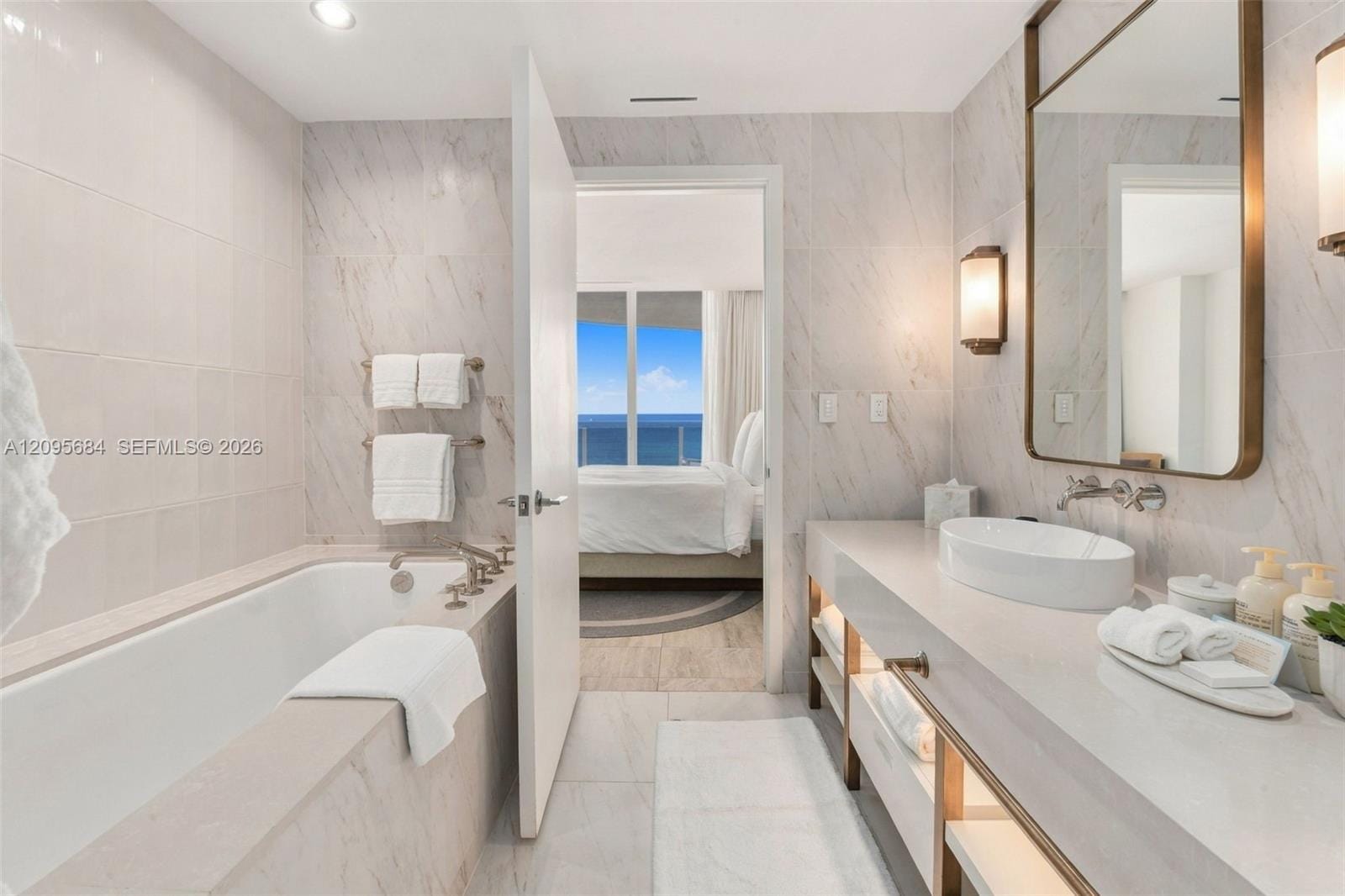 525 N Fort Lauderdale Beach Boulevard 1504, Fort Lauderdale, FL 33304 photo 17