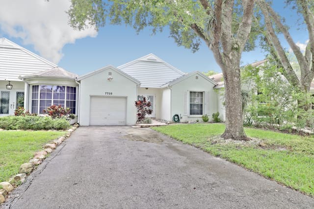 7705 Forest Green Lane, Boynton Beach, FL 33436