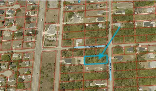 921 ROBERT Avenue, Lehigh Acres, FL 33936