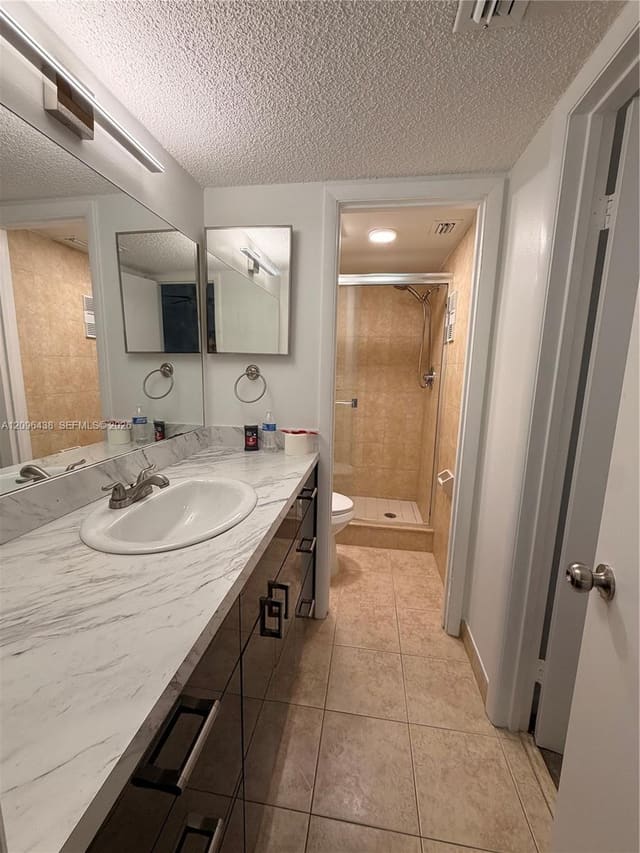 1021 Mockingbird Lane 404, Plantation, FL 33324