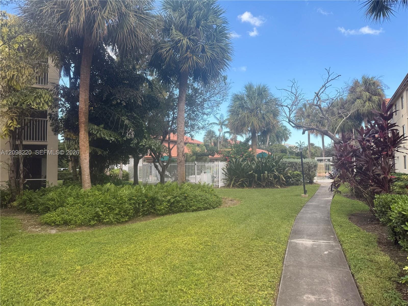 430 S Park Road 3-302, Hollywood, FL 33021 photo 22