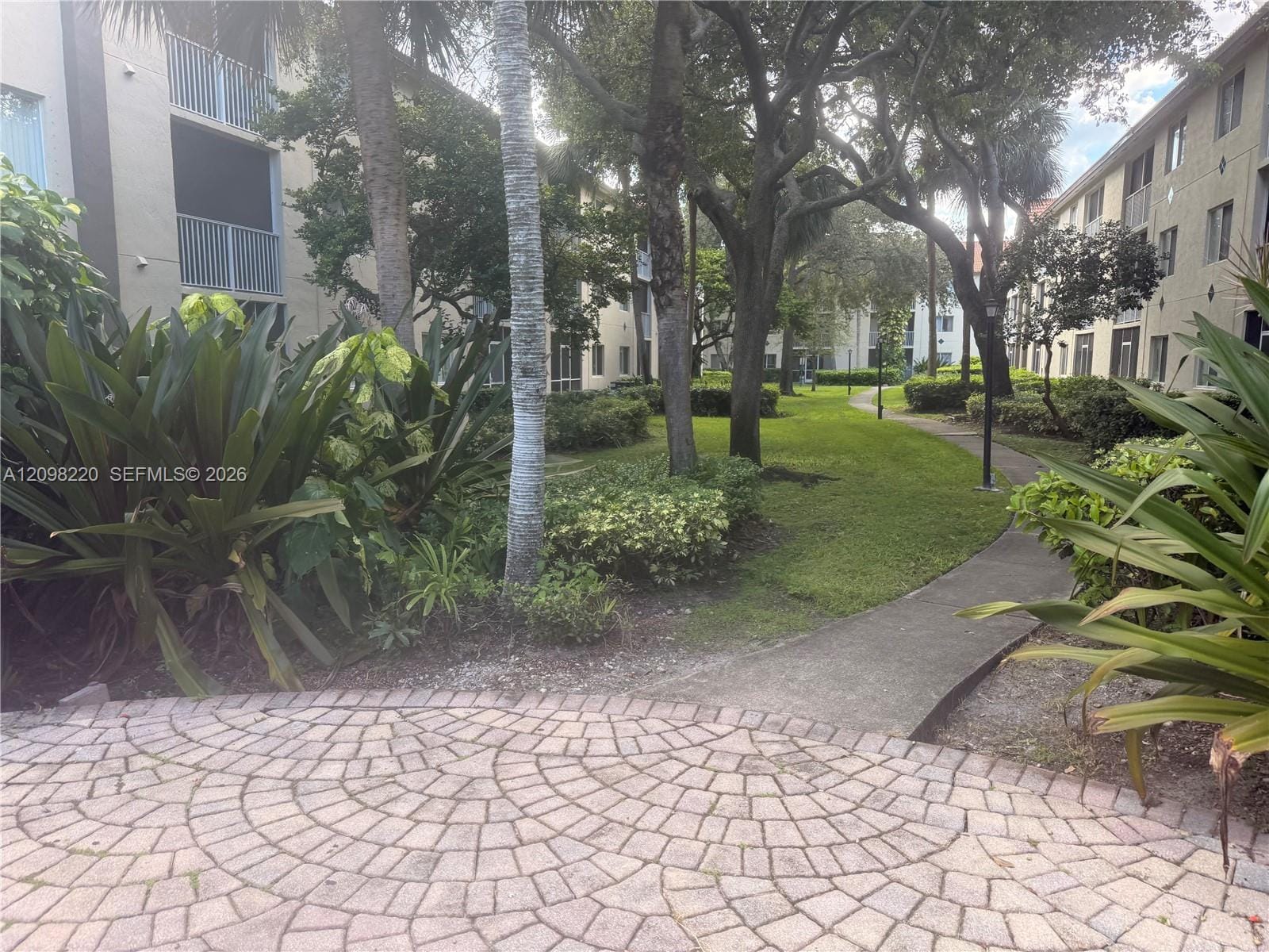430 S Park Road 3-302, Hollywood, FL 33021 photo 23