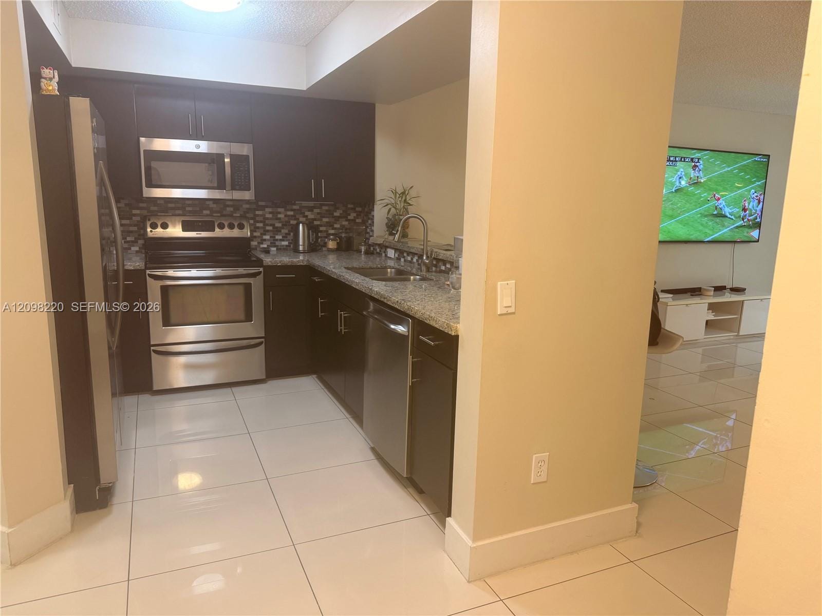 430 S Park Road 3-302, Hollywood, FL 33021 photo 8