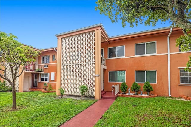 3451 SW 9th Terrace 3 aka unit 7B, Miami, FL 33135