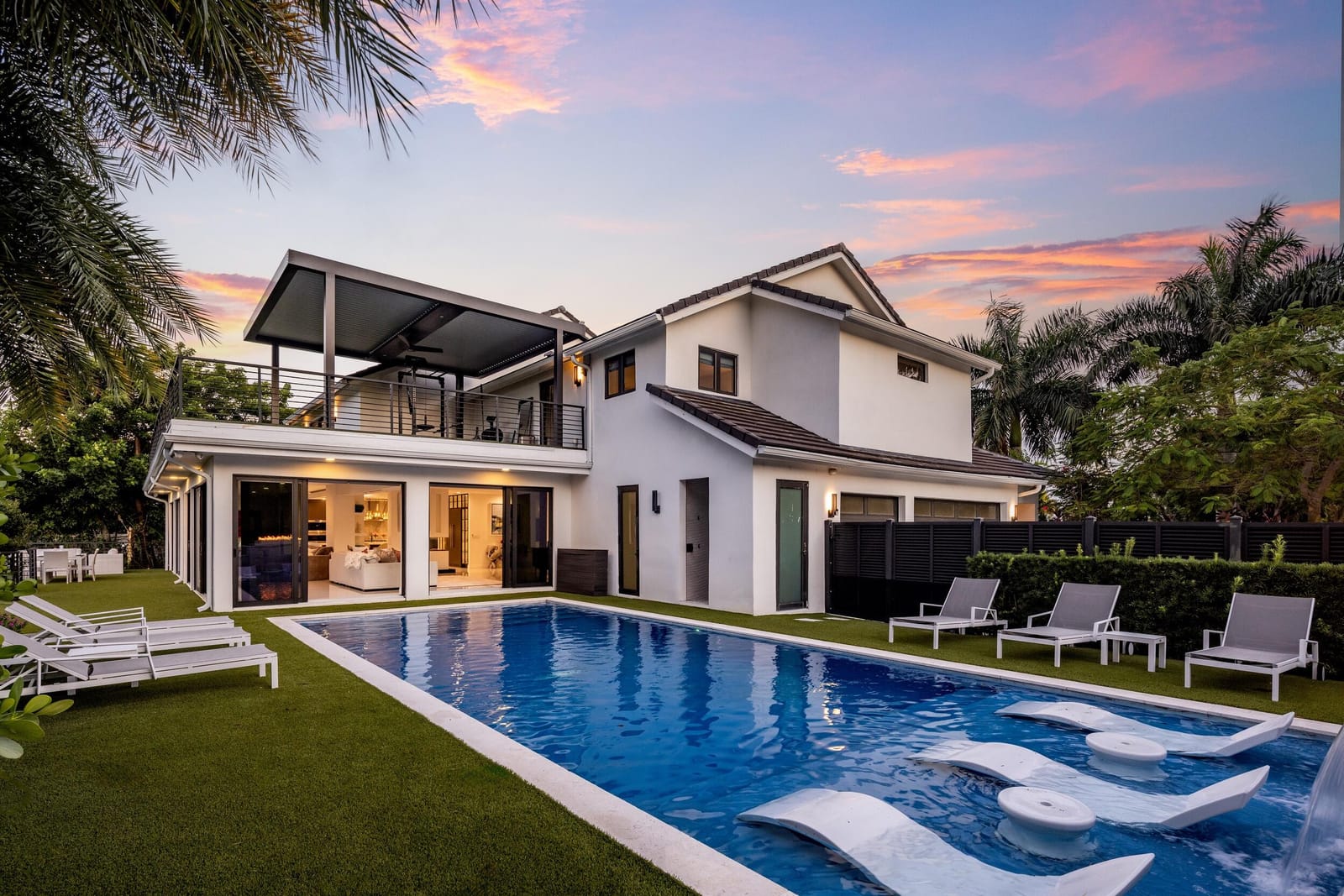 737 NE Boca Bay Colony Drive — photo 3