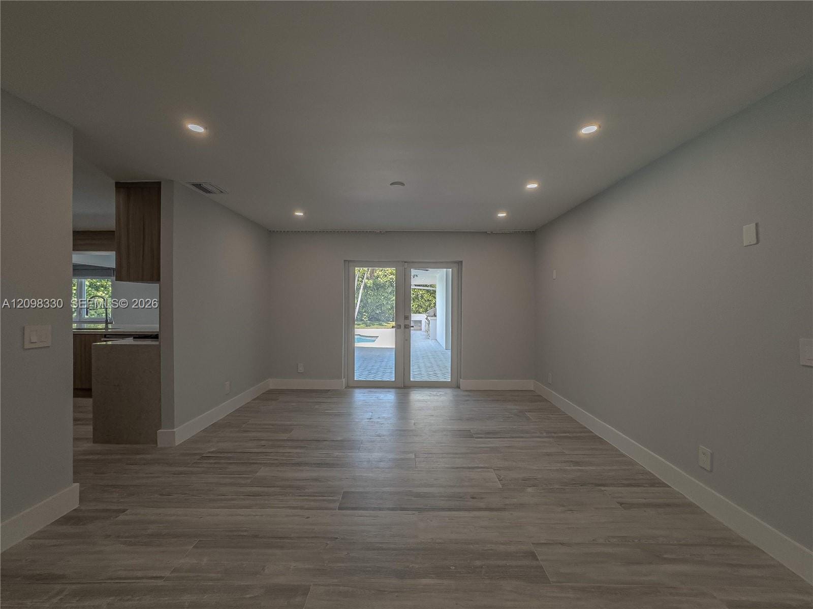 20405 NE 22nd Place 20405 — photo 6