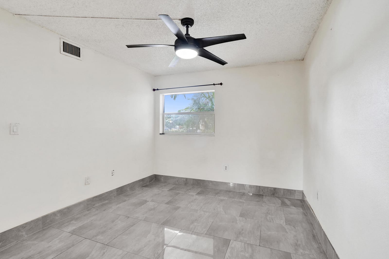 8301 SANDS POINT Boulevard S102, Tamarac, FL 33321 photo 13